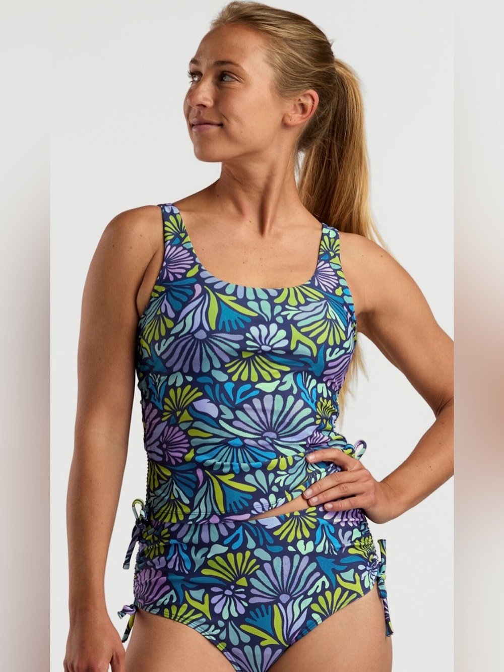 NWT Title Nine Seychelles Adjustable Midkini Top - Rapa Nui- Medium $85